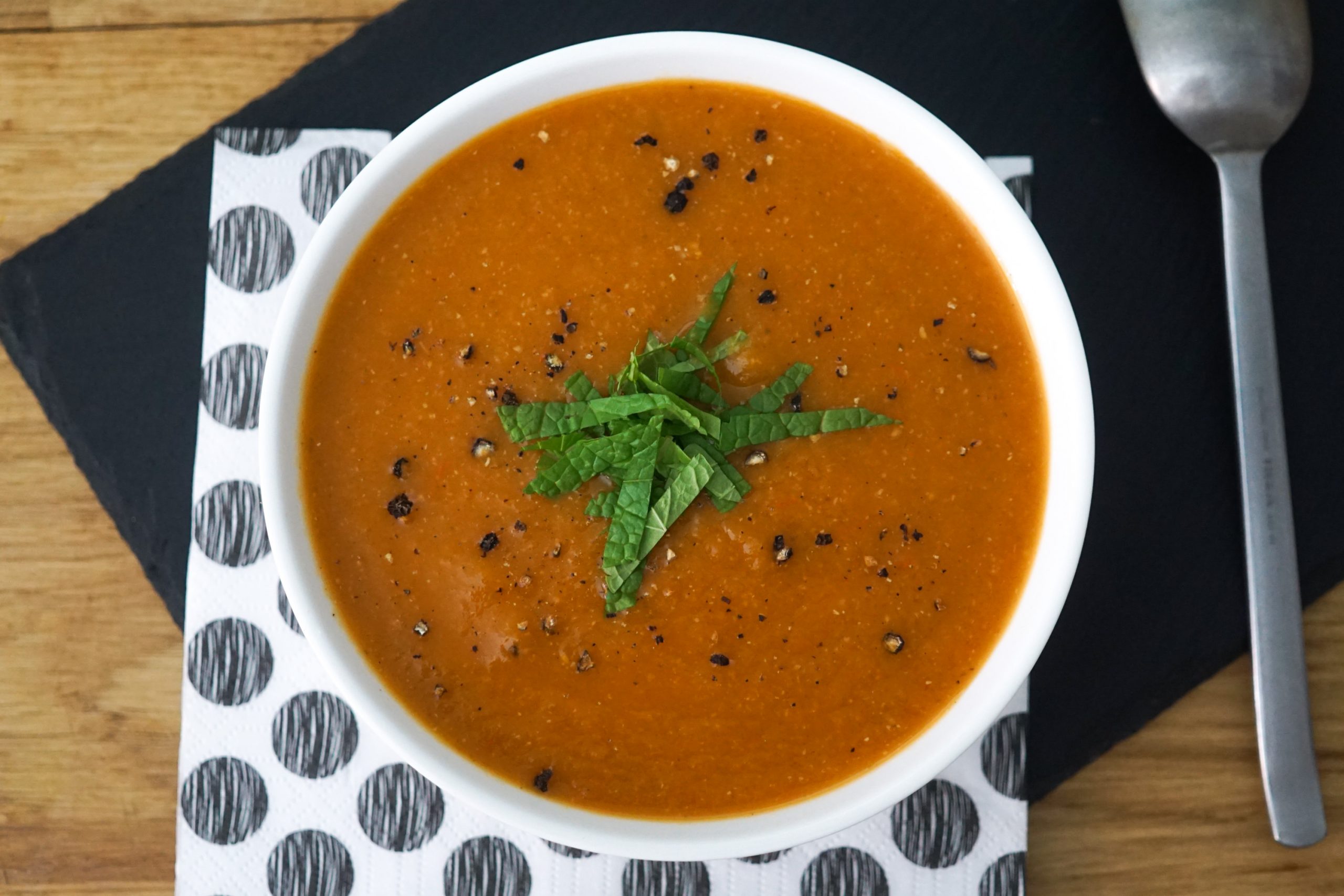 Soupe Tomate Basilic • Paléo Régime